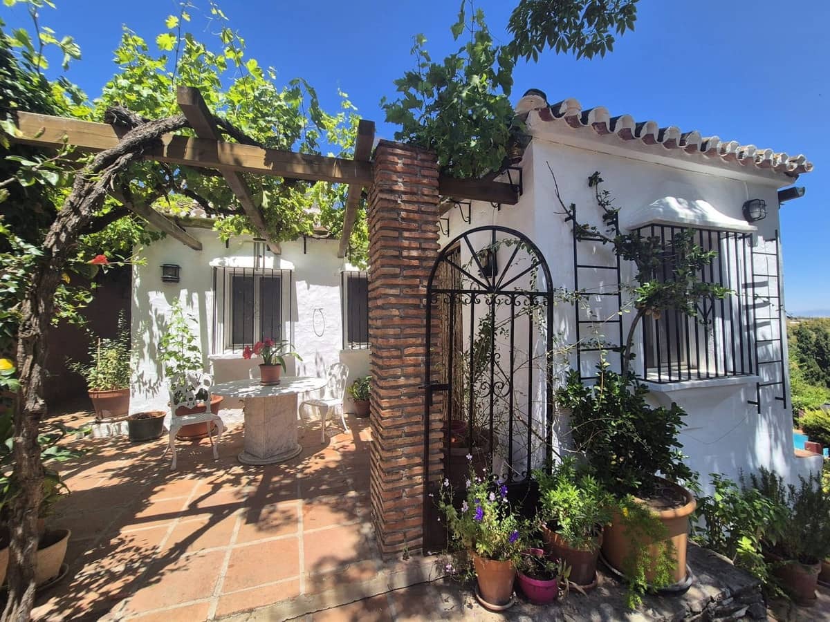 3 soverom Finca/Herregård til salgs i Alhaurin el Grande med svømmebasseng garasje - € 680 000 (Ref: 9530905)