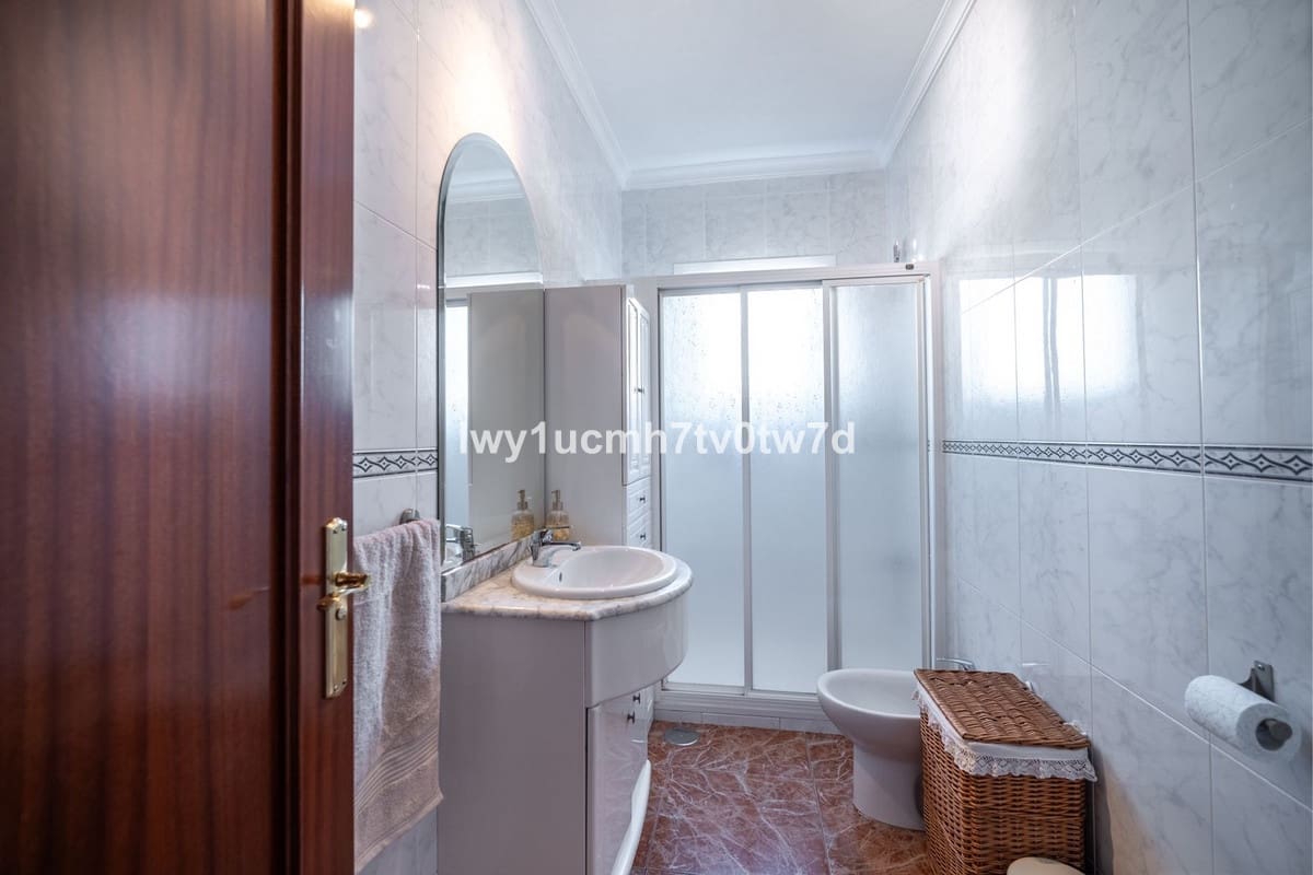 7 quarto Moradia para venda em Malaga cidade com garagem - 993 000 € (Ref: 9533885)