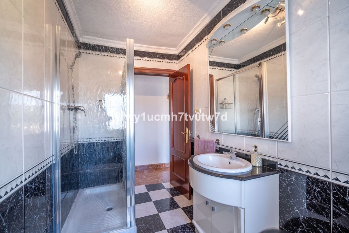 7 quarto Moradia para venda em Malaga cidade com garagem - 993 000 € (Ref: 9533885)