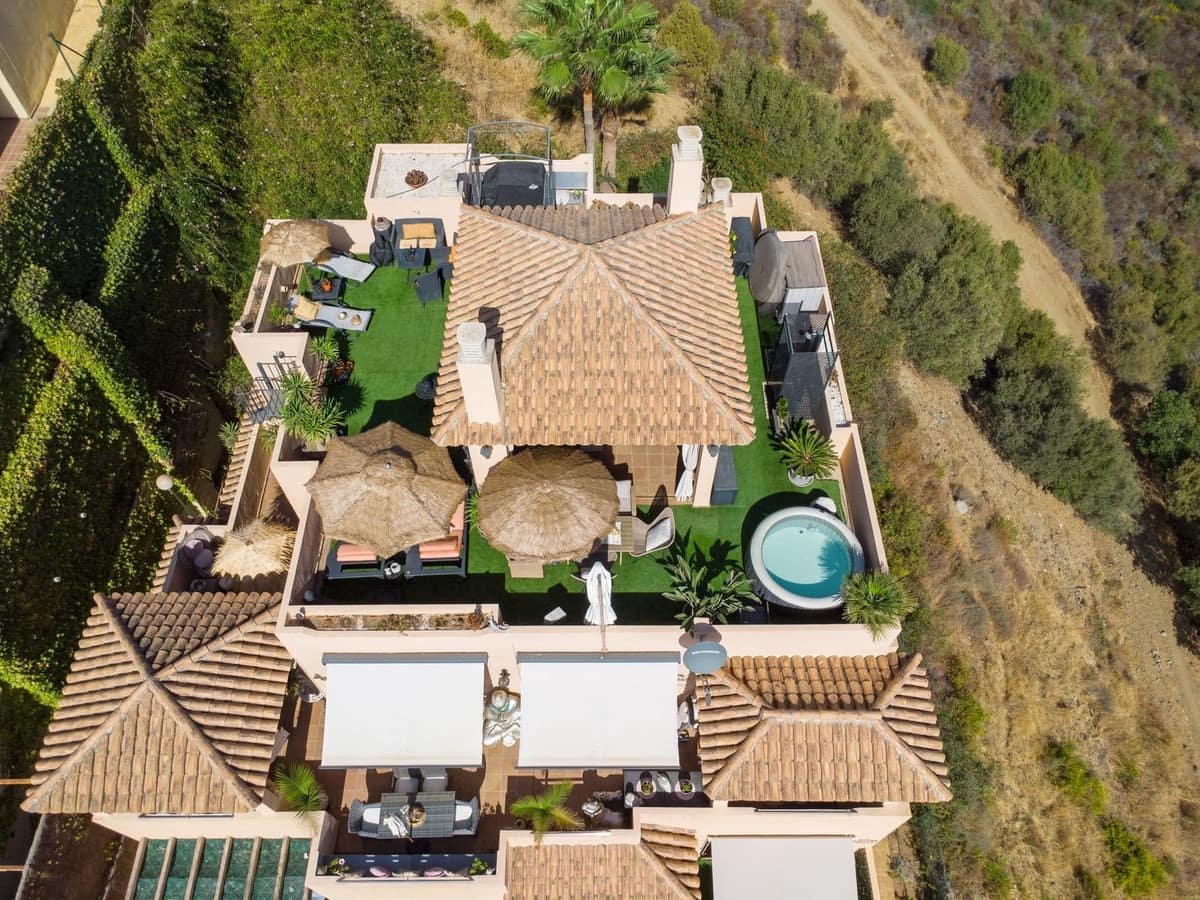 3 camera da letto Attico in vendita in Calahonda con piscina - 690.000 € (Rif: 9536077)