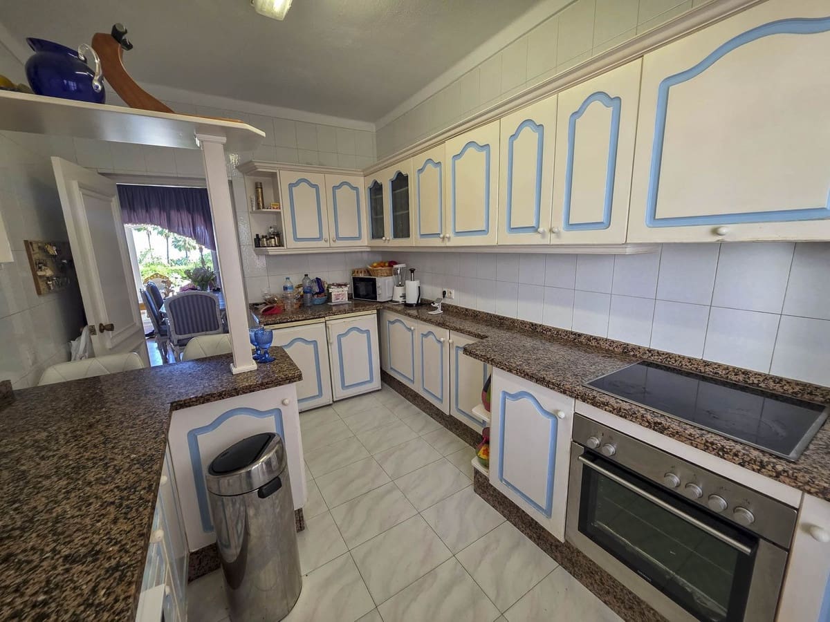 2 Zimmer Haus zu verkaufen in El Paraiso mit Pool - 695.000 € (Ref: 9536078)