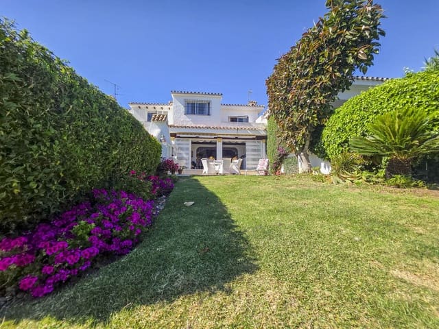 2 Zimmer Haus zu verkaufen in El Paraiso, Estepona mit Pool - 695.000 € (Ref: 9536078)