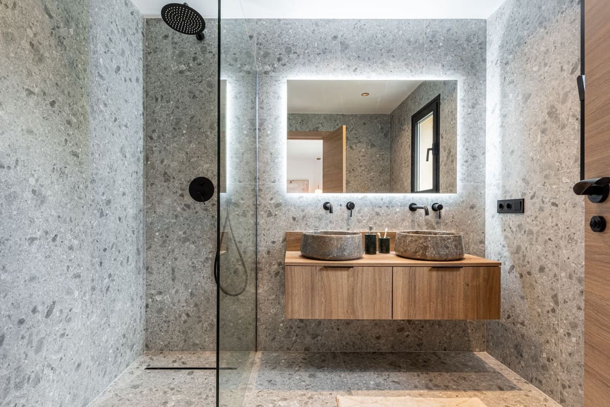 4 quarto Casa em Banda para venda em Nueva Andalucia com piscina garagem - 899 000 € (Ref: 9536079)