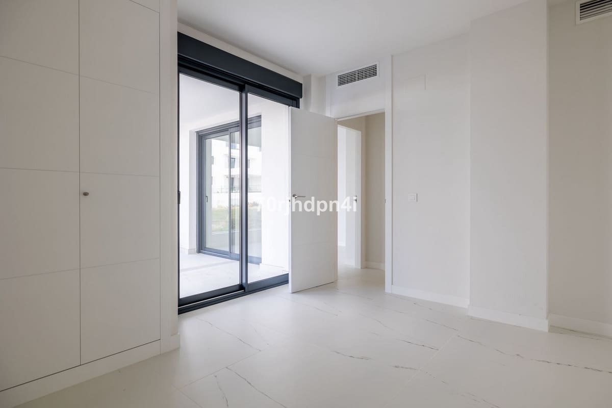 3 soveværelse Lejlighed til salg i Casares med swimmingpool garage - € 745.000 (Ref: 9536812)