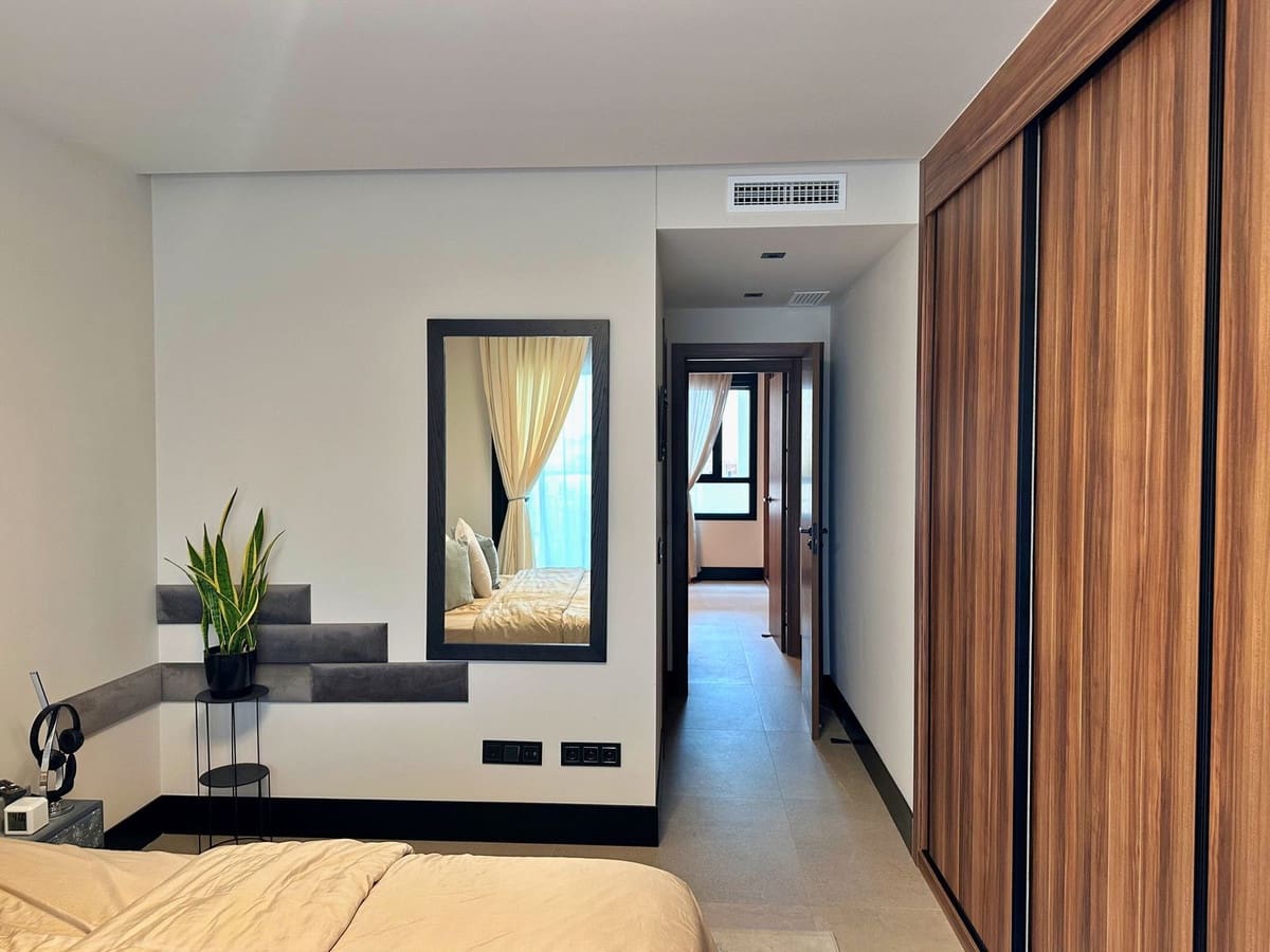 2 bedroom Apartment for sale in Nueva Andalucia with pool garage - € 700,000 (Ref: 9539917)