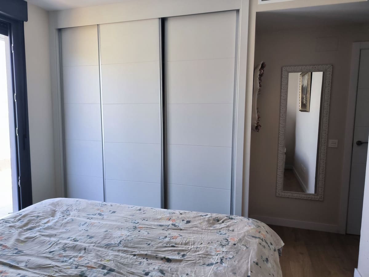 3 bedroom Penthouse for sale in Estepona with pool garage - € 700,000 (Ref: 9539918)