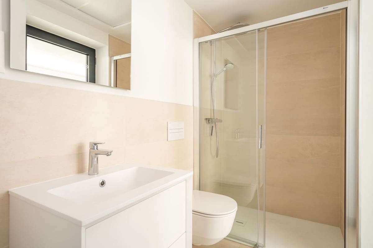 2 soveværelse Lejlighed til salg i Fuengirola med swimmingpool garage - € 709.000 (Ref: 9539921)