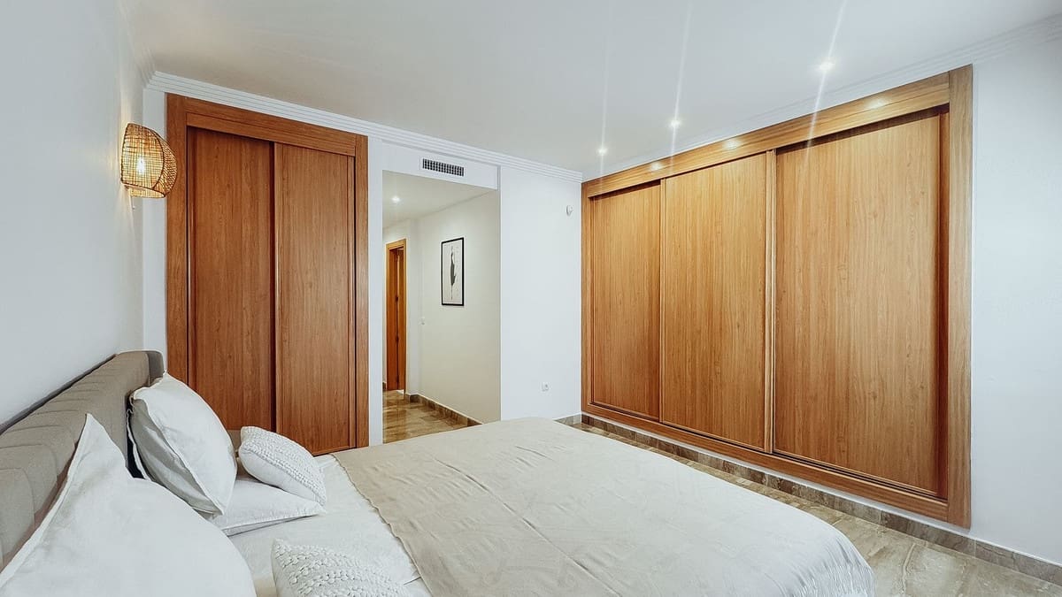 3 slaapkamer Appartement te koop in Estepona met zwembad - € 715.000 (Ref: 9539922)