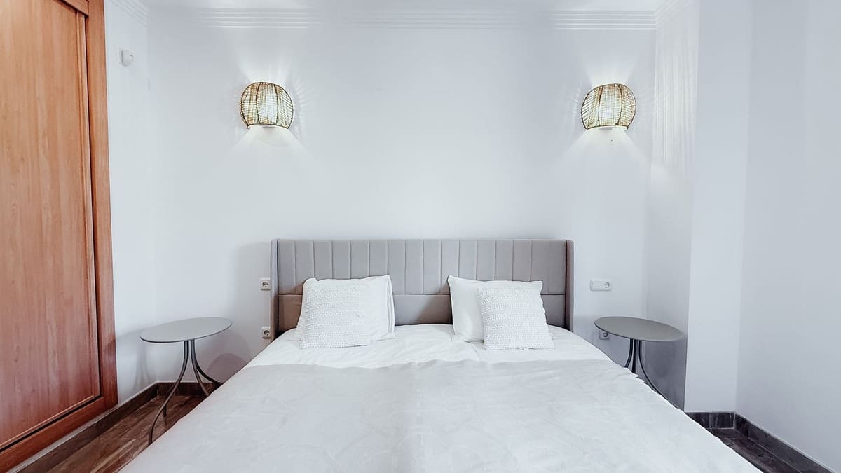 3 slaapkamer Appartement te koop in Estepona met zwembad - € 715.000 (Ref: 9539922)