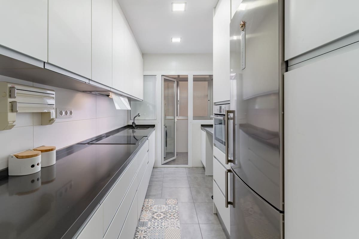 4 soveværelse Lejlighed til salg i Fuengirola med swimmingpool - € 720.000 (Ref: 9539926)