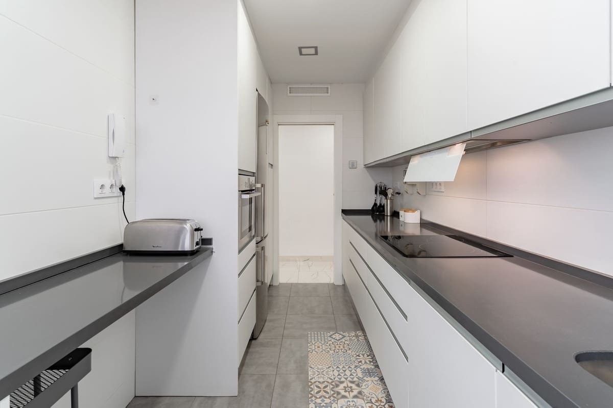 4 soveværelse Lejlighed til salg i Fuengirola med swimmingpool - € 720.000 (Ref: 9539926)