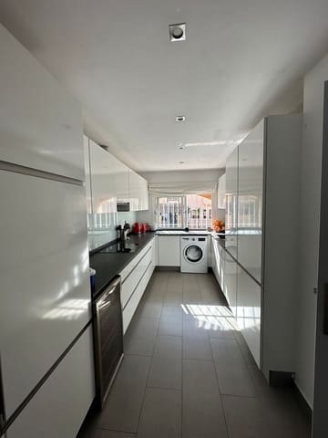 4 quarto Casa em Banda para venda em Aloha Golf, Marbella com piscina - 720 000 € (Ref: 9539928)