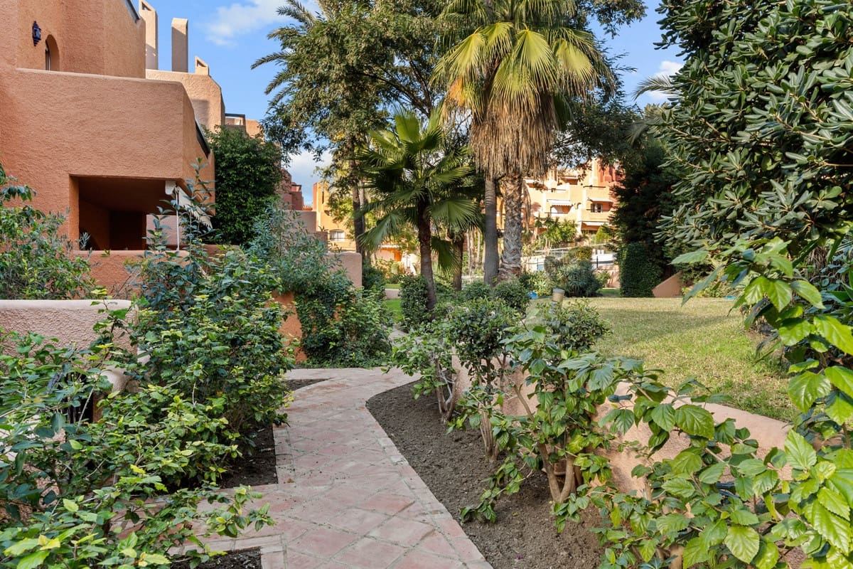 4 camera da letto Casa in vendita in Aloha Golf con piscina - 720.000 € (Rif: 9539928)