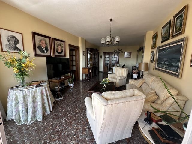 Apartamento de 4 habitaciones en Centro Historico, Málaga ciudad en venta - 721.000 € (Ref: 9539929)