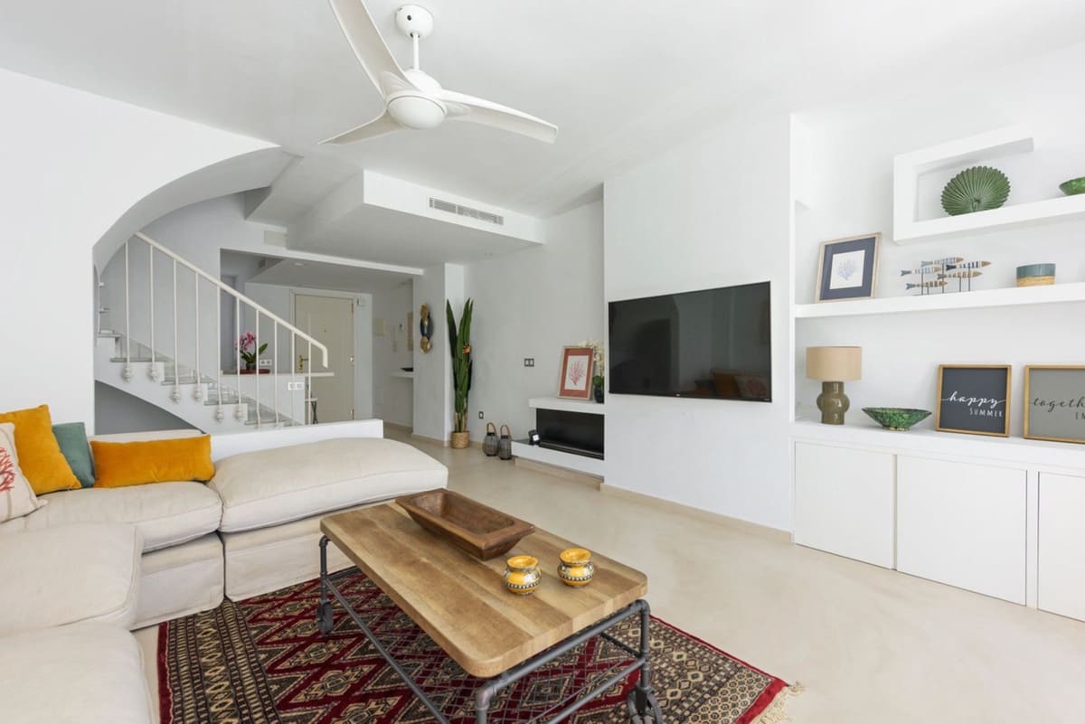 3 chambre Maison de Ville à vendre à Nueva Andalucia avec piscine garage - 725 000 € (Ref: 9539931)