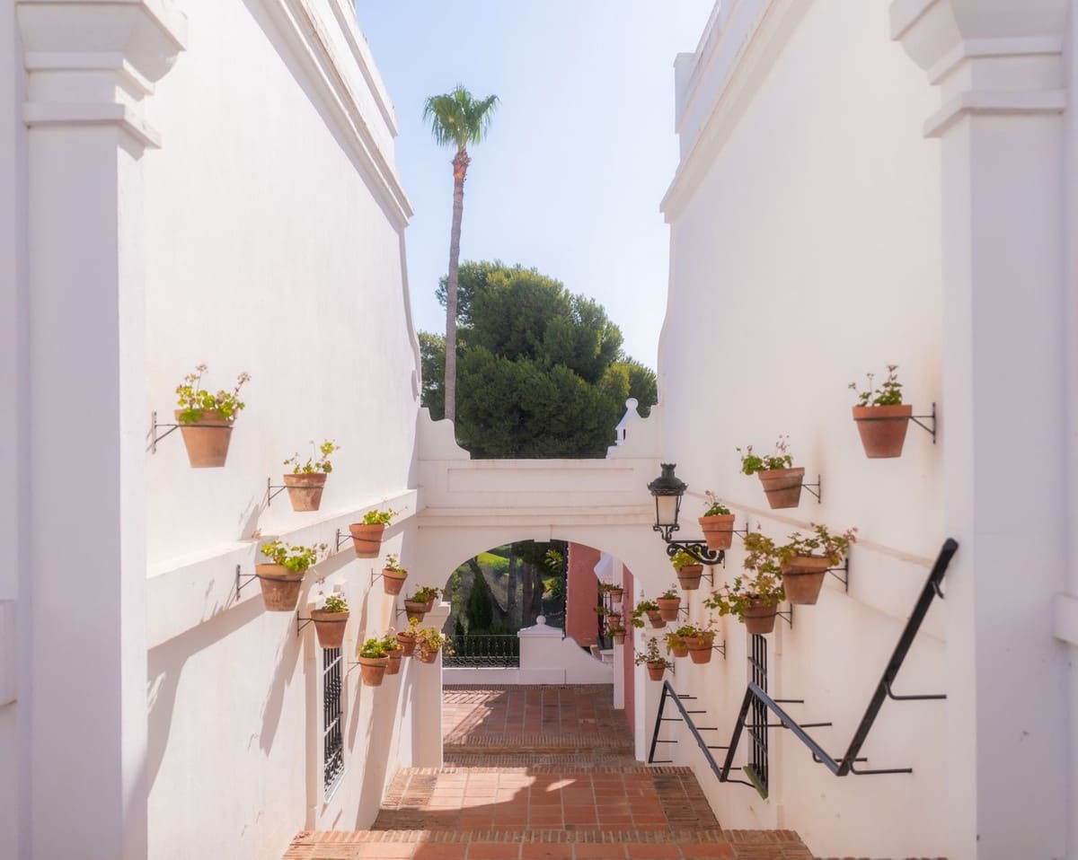 2 quarto Casa em Banda para venda em Nueva Andalucia com piscina - 730 000 € (Ref: 9539938)