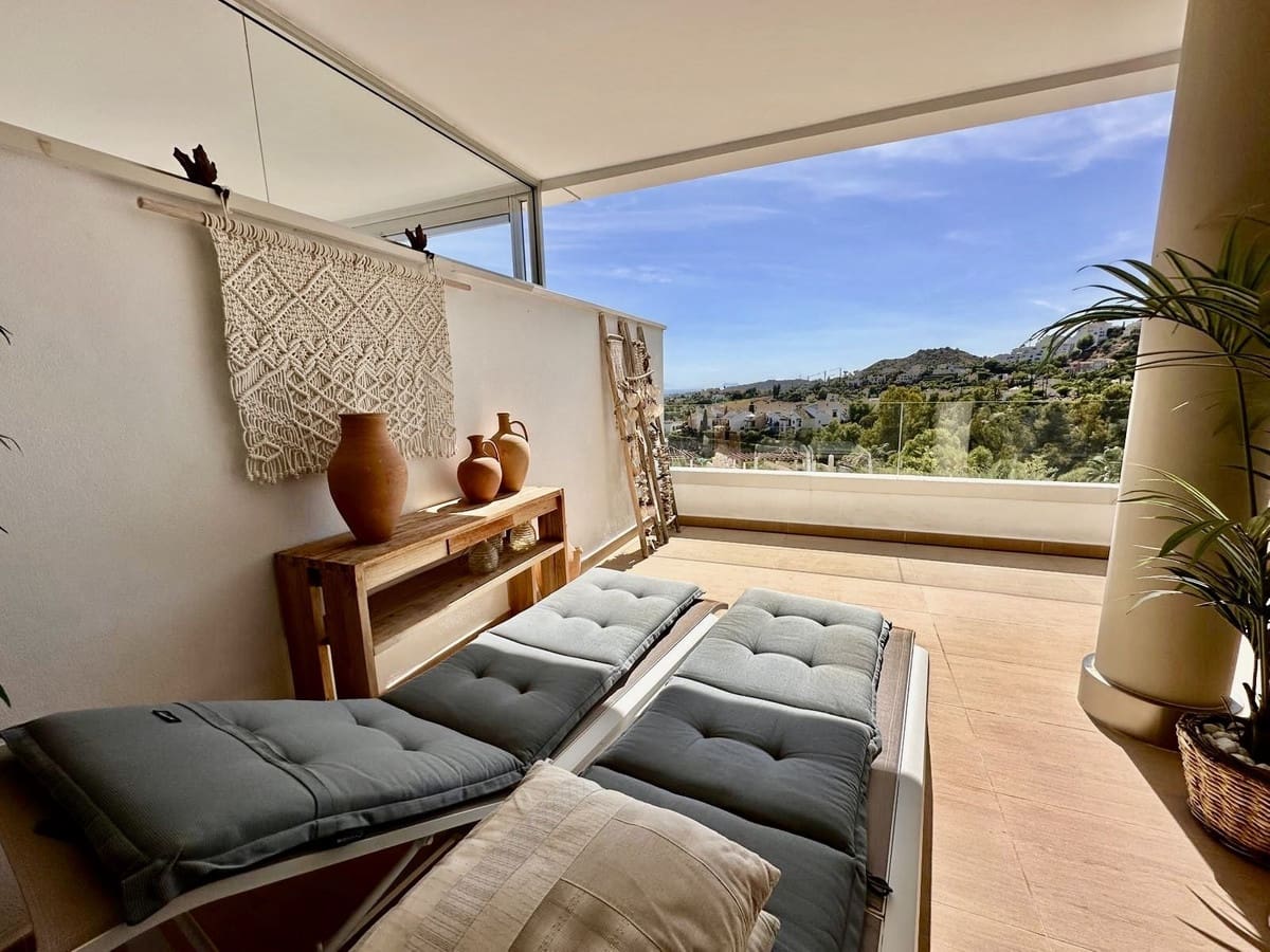 3 sovrum Lägenhet till salu i Benahavis med pool garage - 739 000 € (Ref: 9539941)