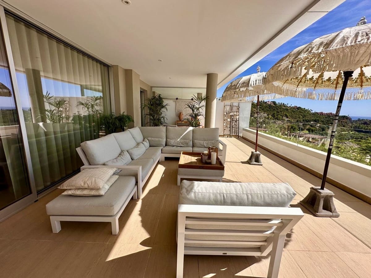 3 sovrum Lägenhet till salu i Benahavis med pool garage - 739 000 € (Ref: 9539941)