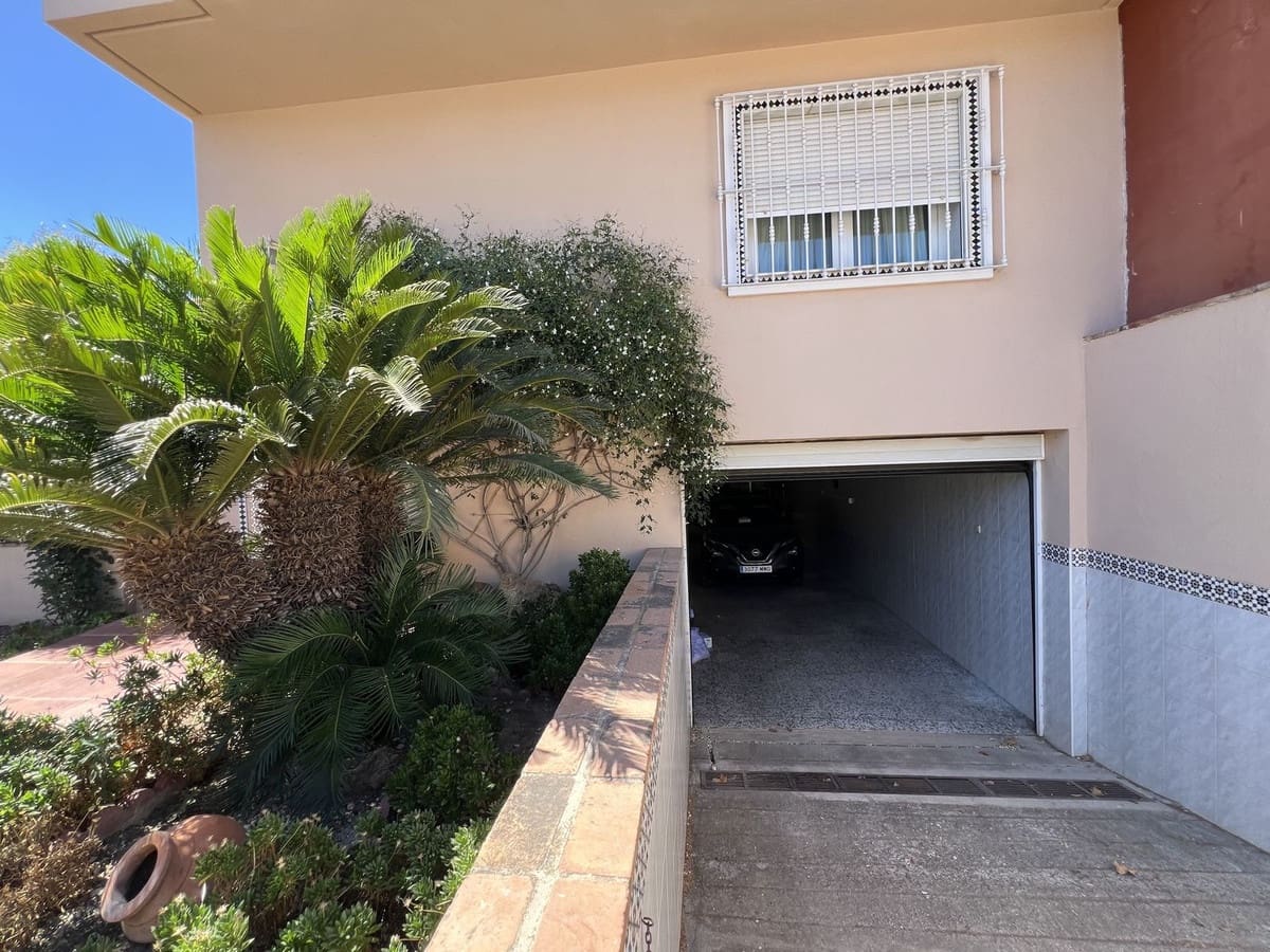 5 chambre Villa/Maison Semi-Mitoyenne à vendre à Benalmadena avec garage - 749 000 € (Ref: 9539947)