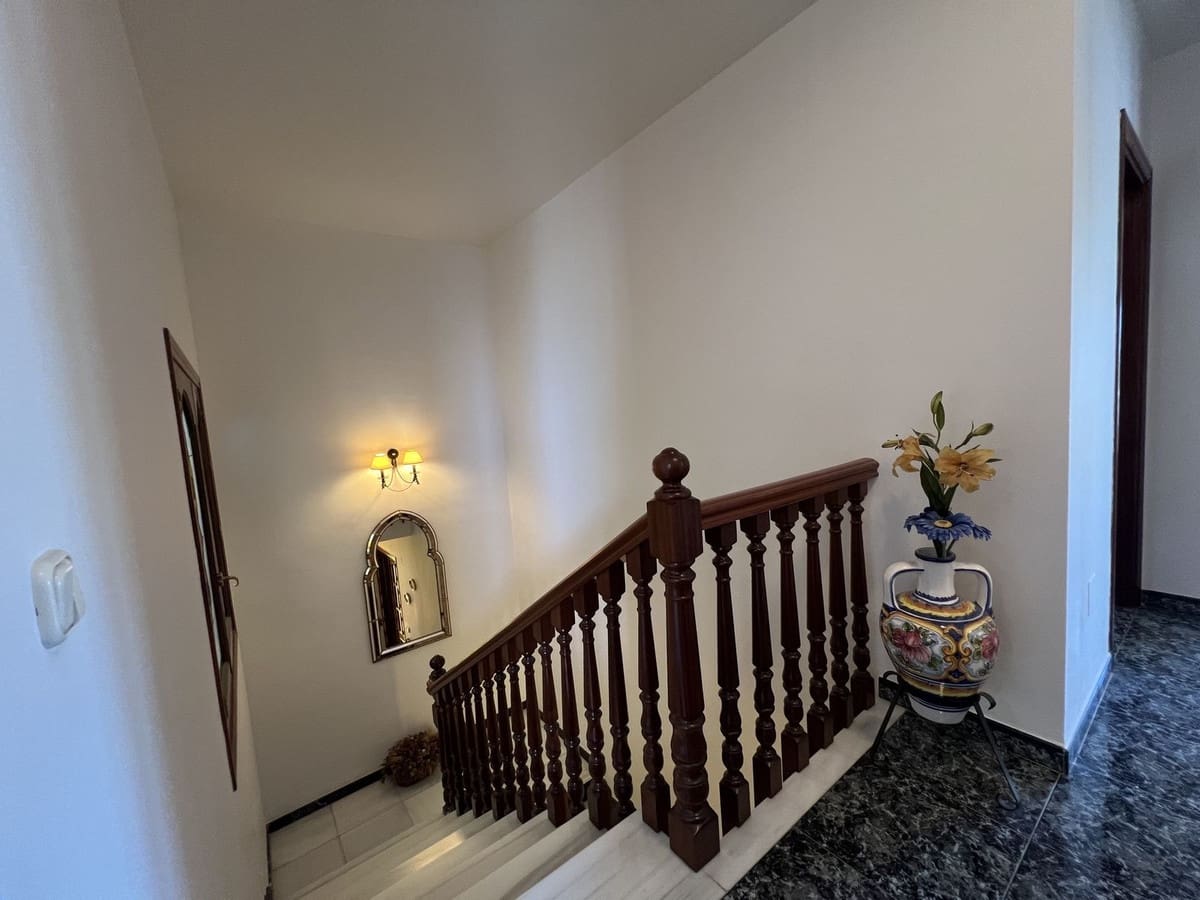 5 chambre Villa/Maison Semi-Mitoyenne à vendre à Benalmadena avec garage - 749 000 € (Ref: 9539947)