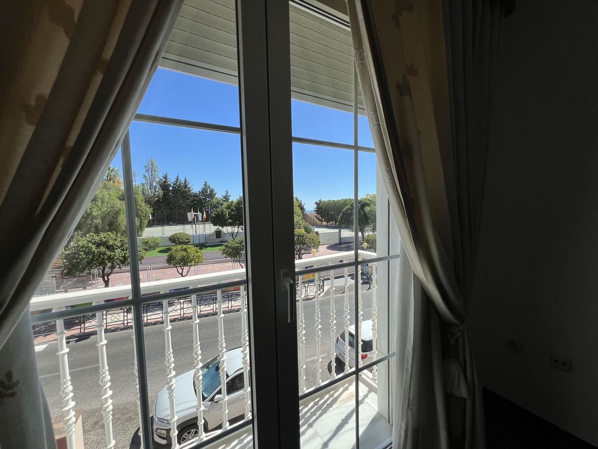 5 chambre Villa/Maison Semi-Mitoyenne à vendre à Benalmadena avec garage - 749 000 € (Ref: 9539947)