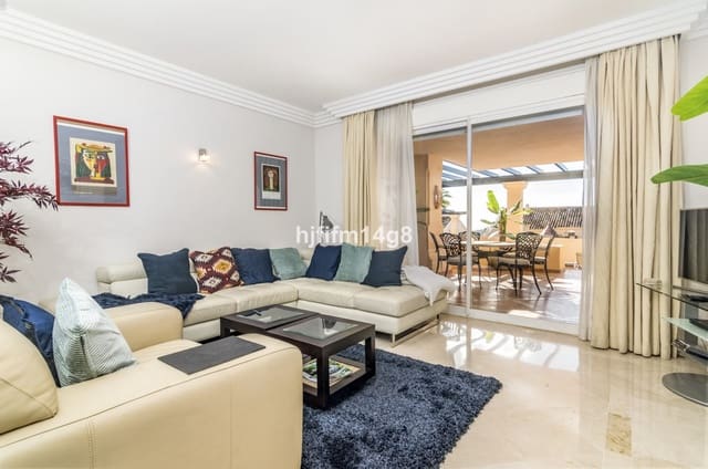 2 quarto Apartamento para venda em La Dama de Noche - La Alzambra, Marbella com piscina - 750 000 € (Ref: 9539948)