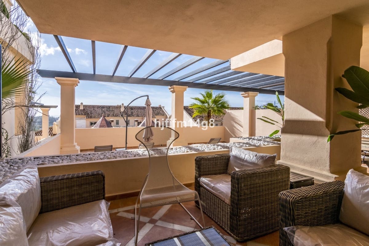 2 bedroom Apartment for sale in Nueva Andalucia with pool - € 750,000 (Ref: 9539948)
