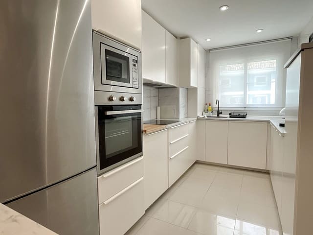 3 quarto Apartamento para venda em Sotogrande, San Roque com piscina garagem - 750 000 € (Ref: 9539951)