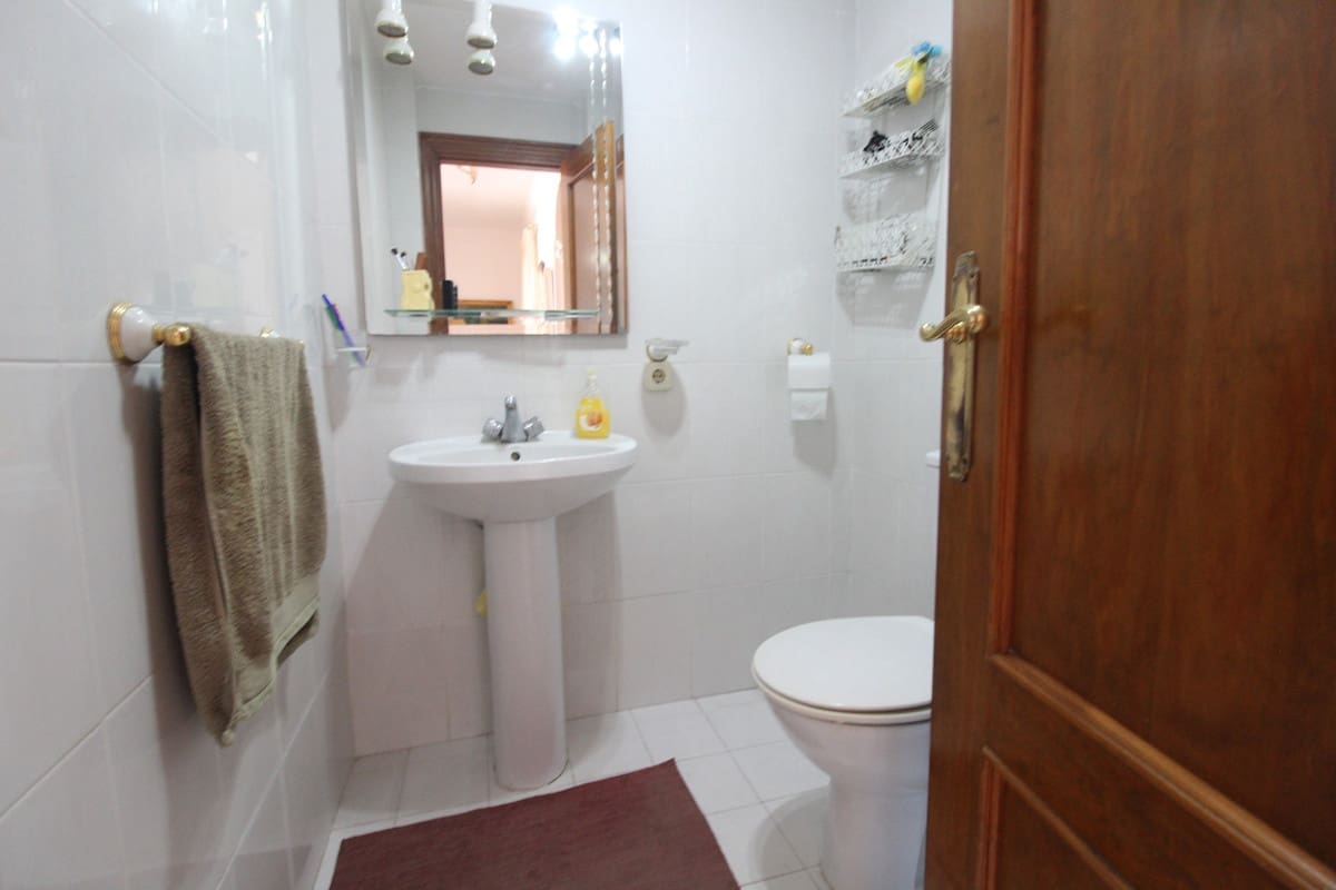 4 sovrum Villa till salu i Nueva Andalucia - 750 000 € (Ref: 9539960)