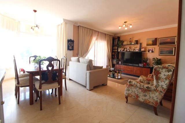 4 soveværelse Villa til salg i La Dama de Noche - La Alzambra, Marbella - € 750.000 (Ref: 9539960)