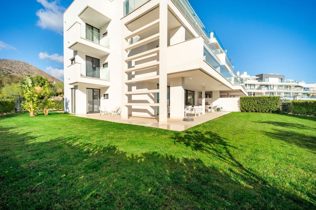 3 quarto Apartamento para venda em Fuengirola com piscina - 759 000 € (Ref: 9539963)