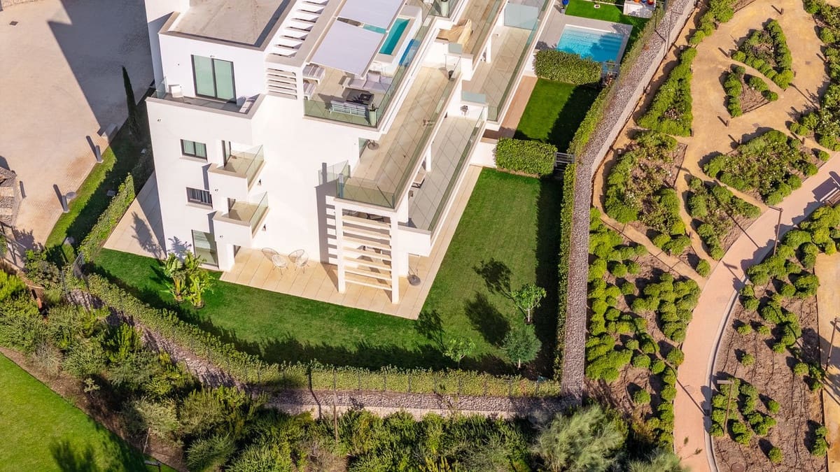 3 quarto Apartamento para venda em Fuengirola com piscina - 759 000 € (Ref: 9539963)