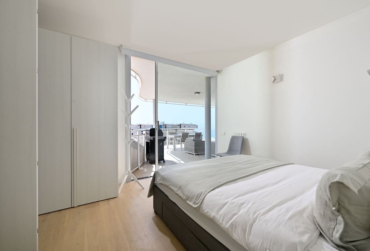 3 soveværelse Lejlighed til salg i Fuengirola med swimmingpool - € 759.000 (Ref: 9539964)