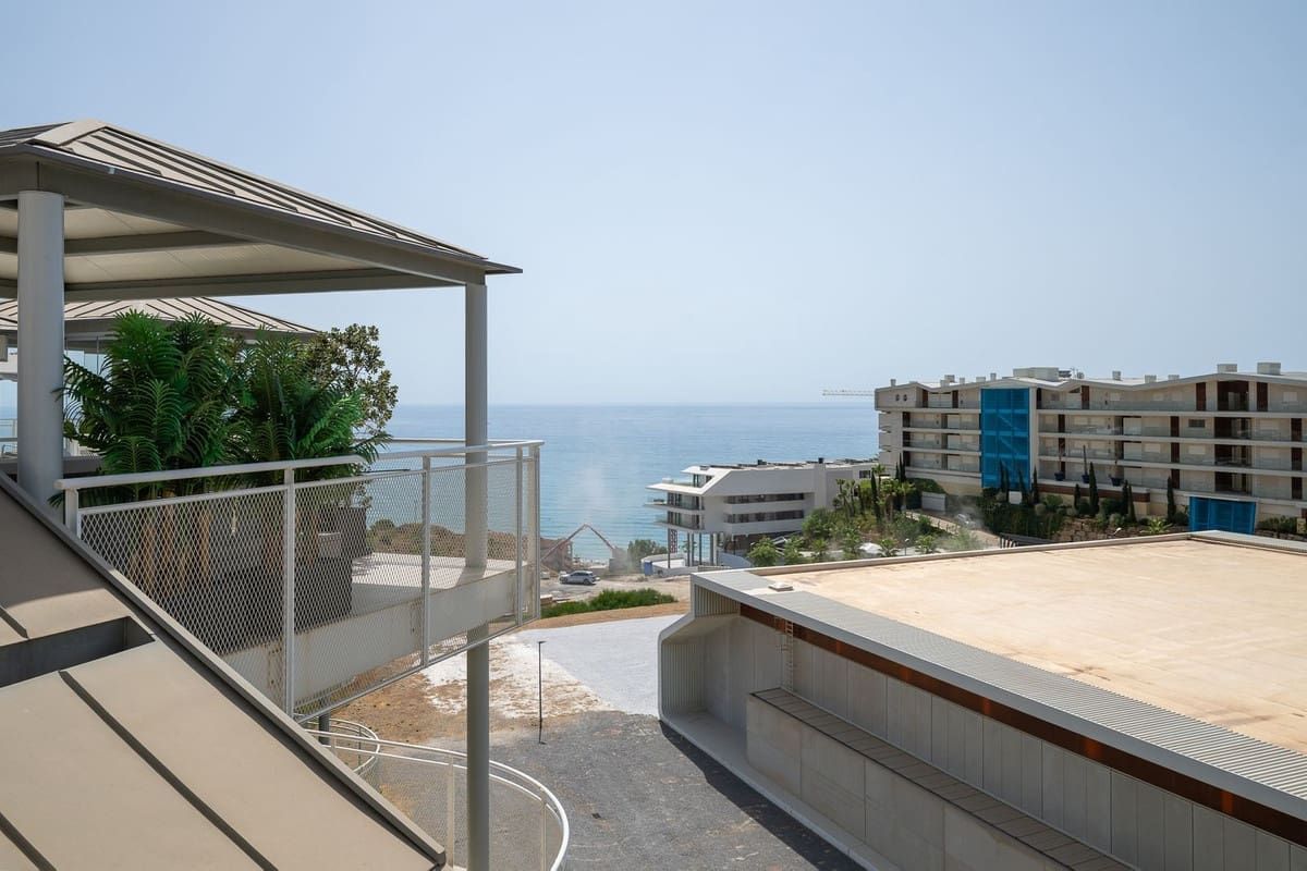 3 soveværelse Lejlighed til salg i Fuengirola med swimmingpool - € 759.000 (Ref: 9539964)
