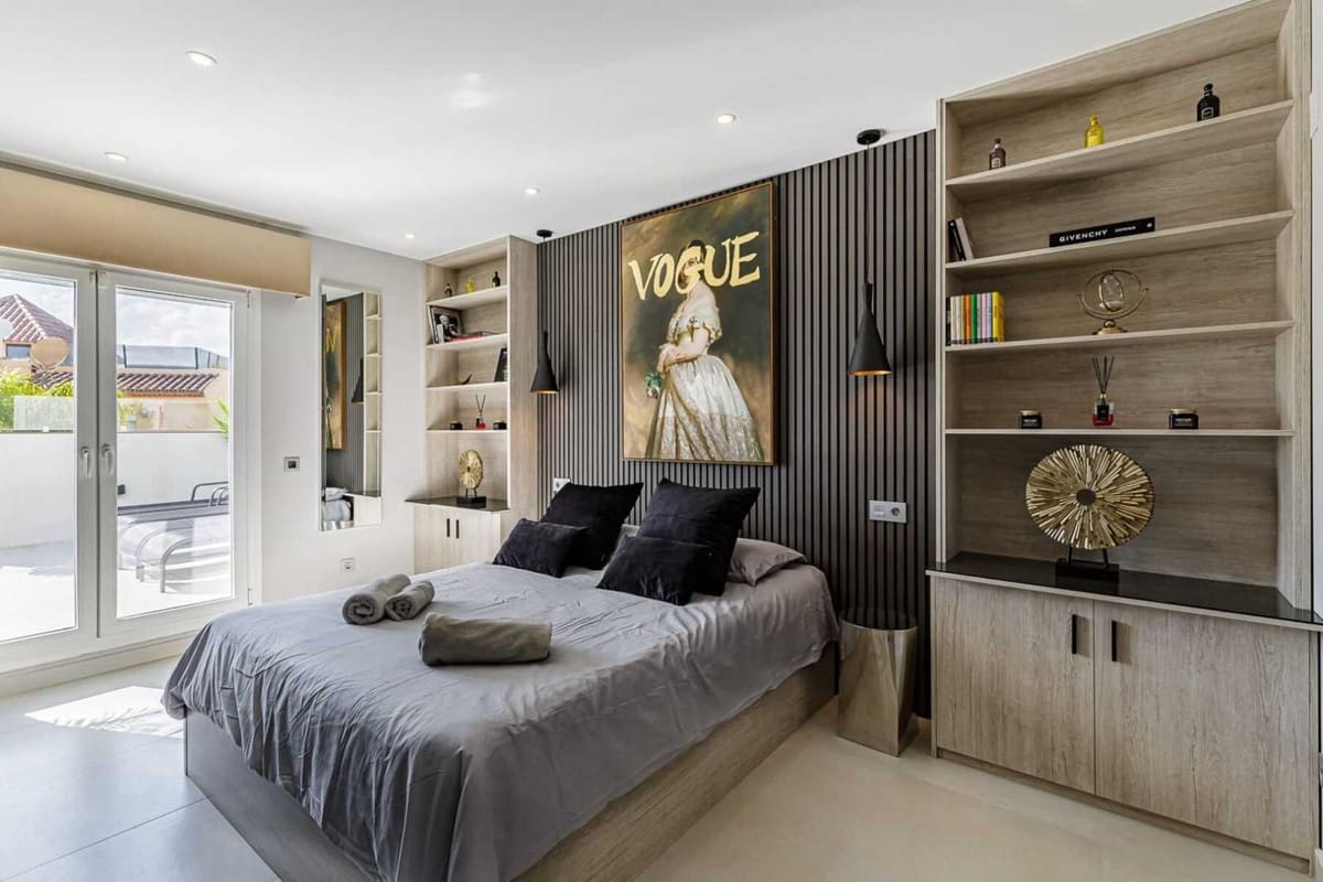 3 chambre Penthouse à vendre à Nueva Andalucia avec piscine - 770 000 € (Ref: 9539969)