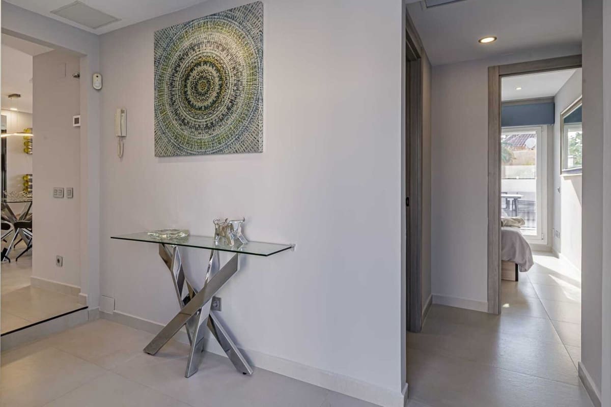 3 chambre Penthouse à vendre à Nueva Andalucia avec piscine - 770 000 € (Ref: 9539969)