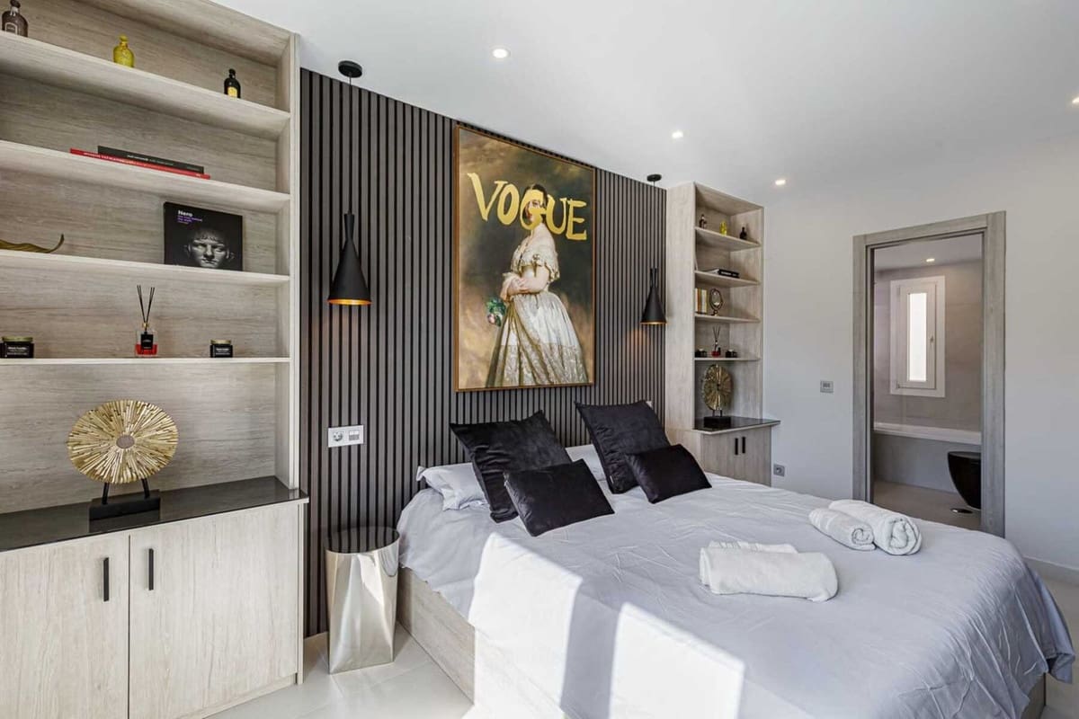 3 chambre Penthouse à vendre à Nueva Andalucia avec piscine - 770 000 € (Ref: 9539969)