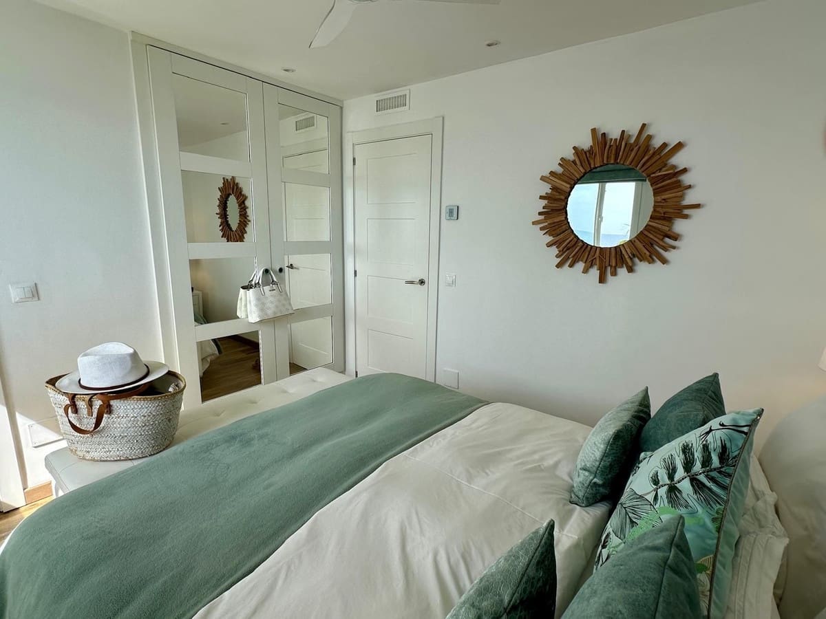 Apartamento de 2 habitaciones en Riviera del Sol en venta - 775.000 € (Ref: 9539973)