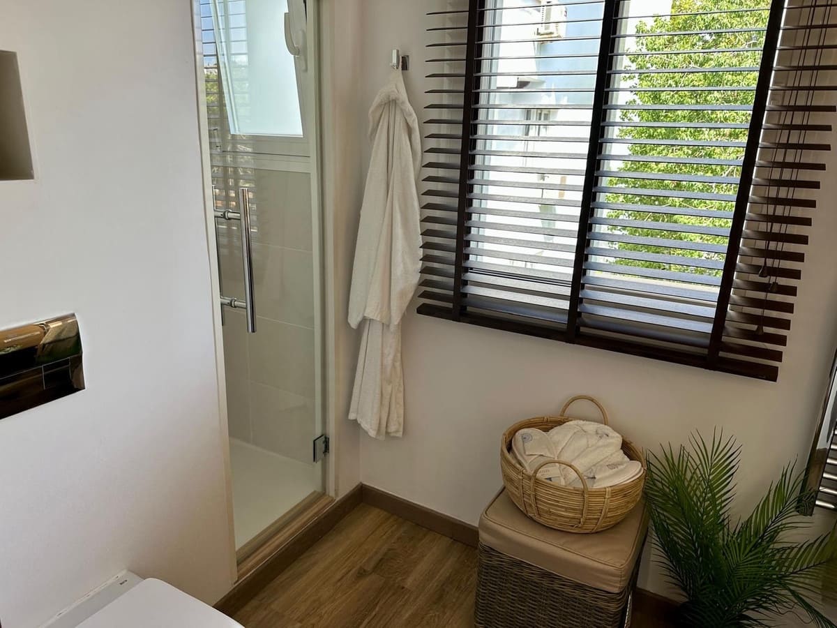 Apartamento de 2 habitaciones en Riviera del Sol en venta - 775.000 € (Ref: 9539973)