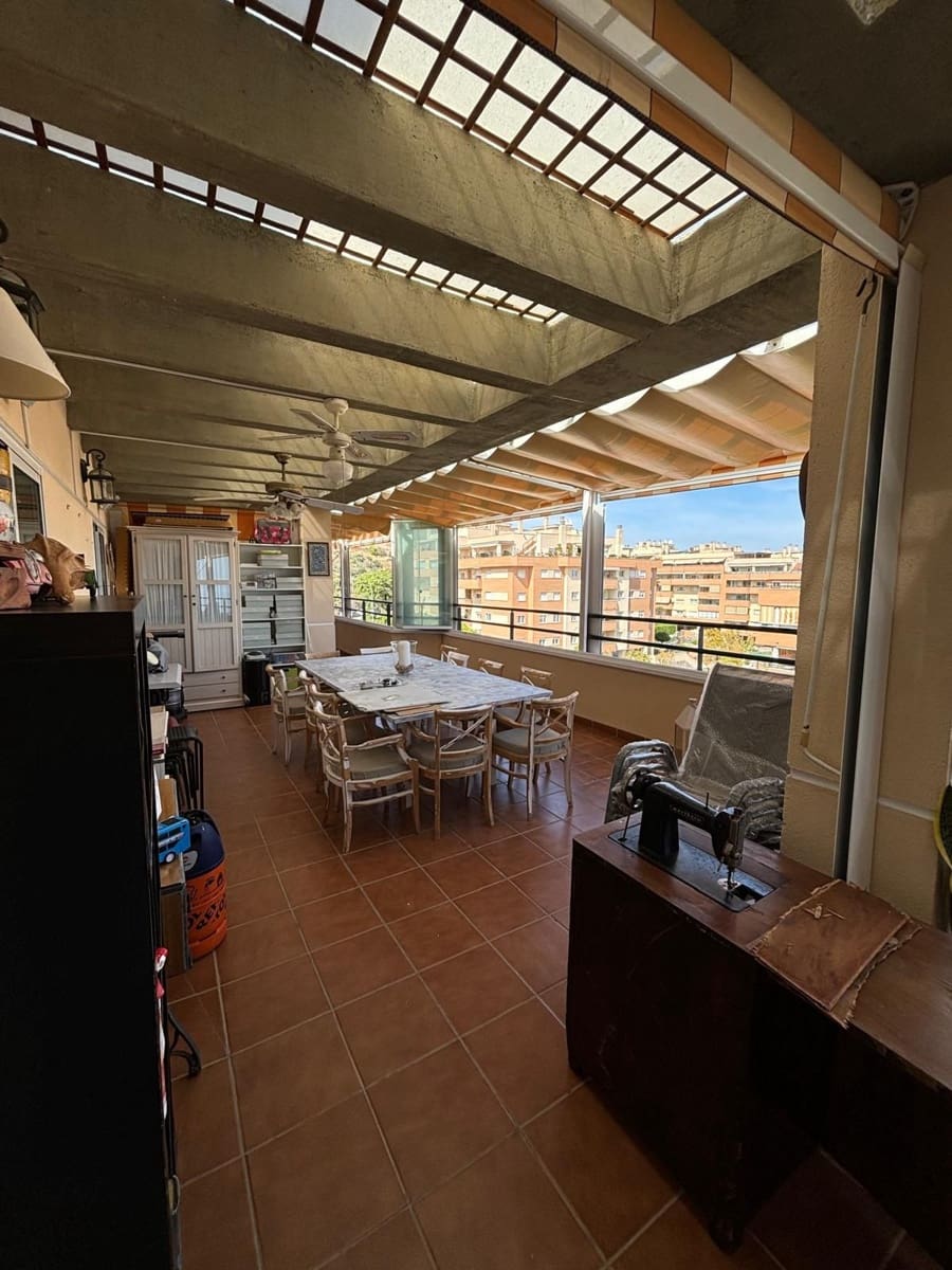 4 sovrum Takvåning till salu i Torremolinos med pool - 775 000 € (Ref: 9539974)