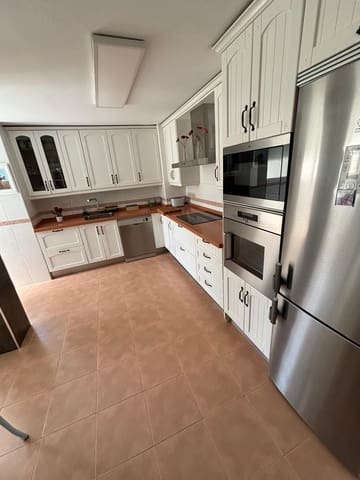 4 sovrum Takvåning till salu i Torremolinos med pool - 775 000 € (Ref: 9539974)