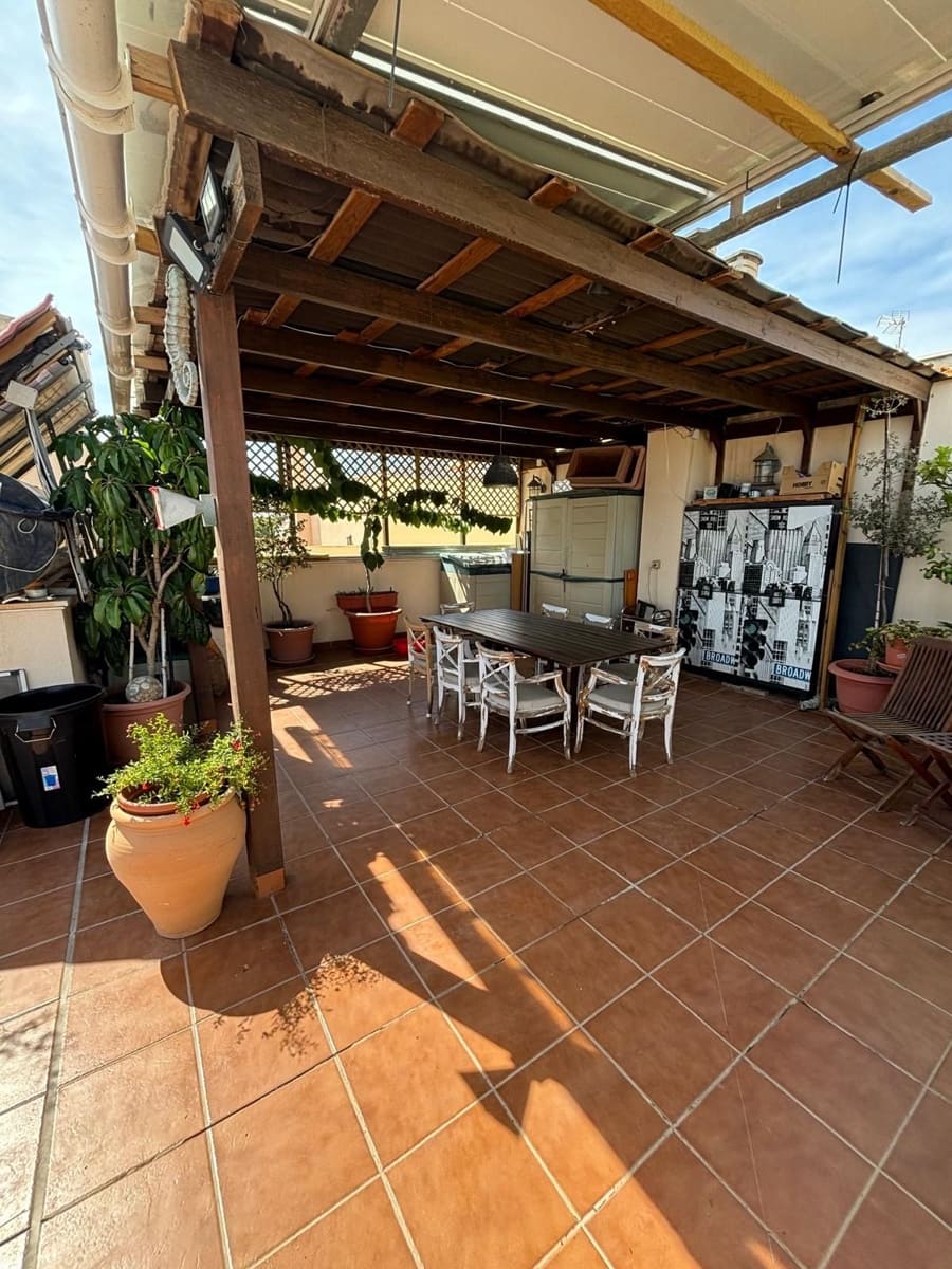 4 sovrum Takvåning till salu i Torremolinos med pool - 775 000 € (Ref: 9539974)