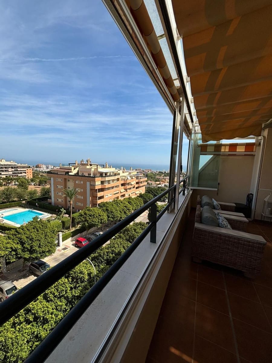 4 sovrum Takvåning till salu i Torremolinos med pool - 775 000 € (Ref: 9539974)