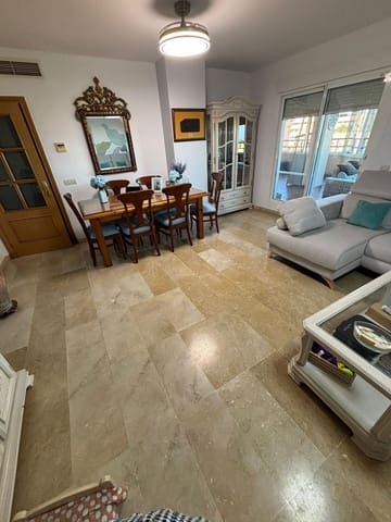 4 sovrum Takvåning till salu i Torremolinos med pool - 775 000 € (Ref: 9539974)