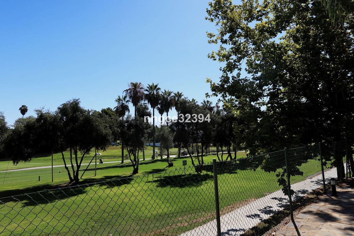 Apartamento de 5 habitaciones en San Pedro de Alcantara en venta con piscina garaje - 779.900 € (Ref: 9539976)