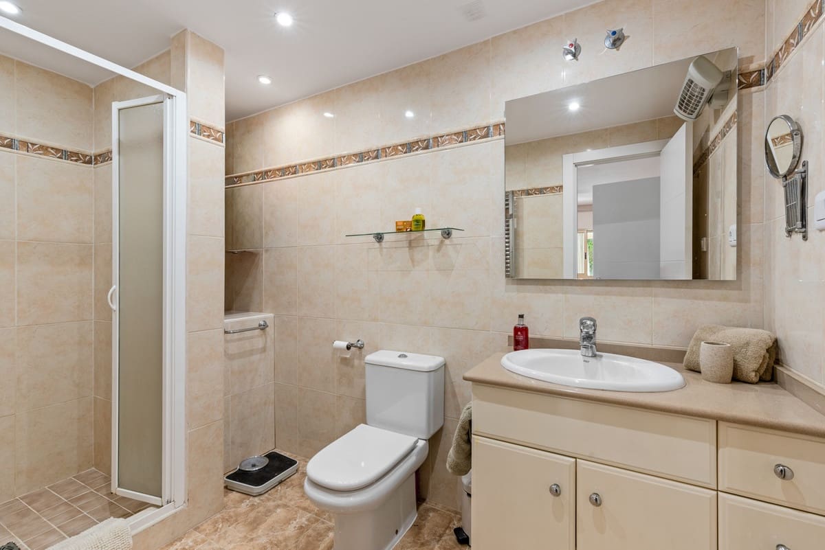 3 slaapkamer Appartement te koop in Marbella met zwembad - € 790.000 (Ref: 9539978)