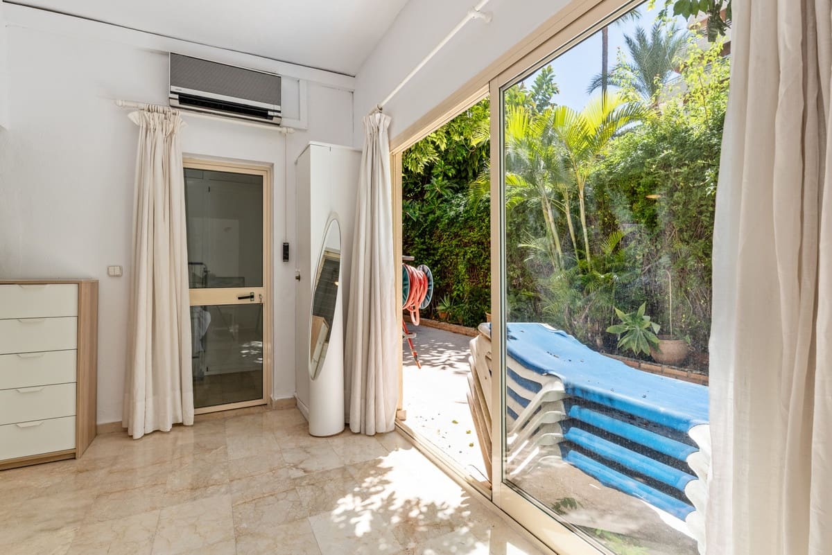 3 slaapkamer Appartement te koop in Marbella met zwembad - € 790.000 (Ref: 9539978)