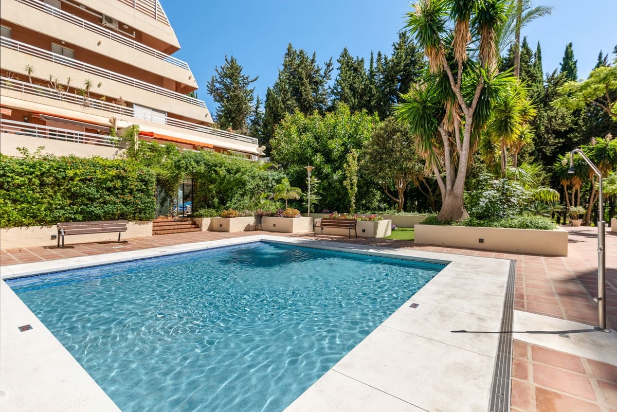 3 slaapkamer Appartement te koop in Marbella met zwembad - € 790.000 (Ref: 9539978)