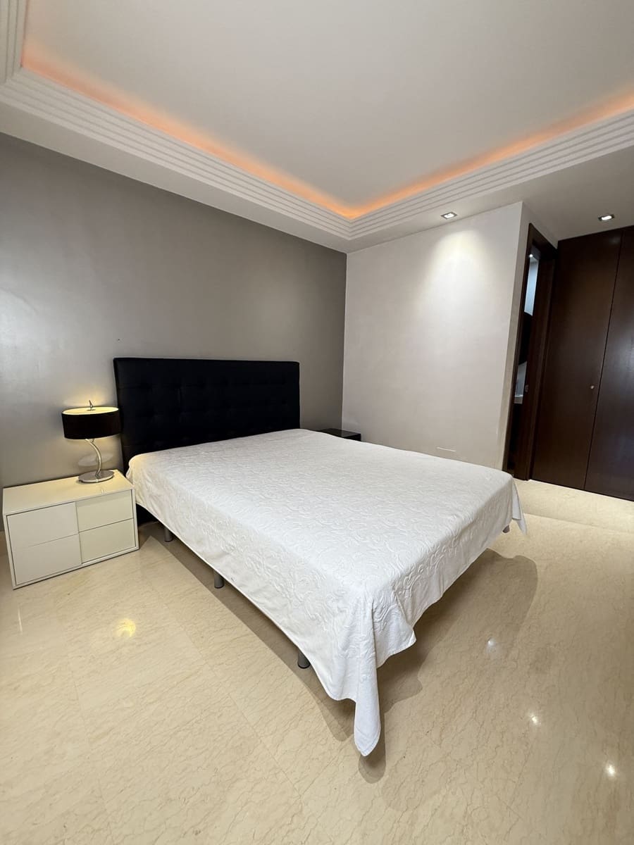 3 sypialnia Apartament na sprzedaż w Benahavis z basenem - 790 000 € (Ref: 9539979)