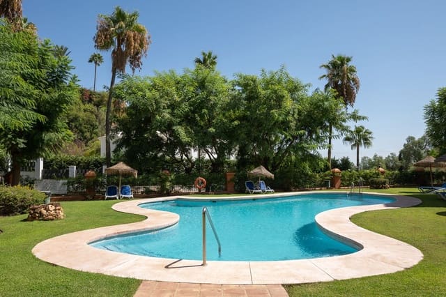 3 sypialnia Apartament na sprzedaż w Benahavís pueblo, Benahavís z basenem garażem - 790 000 € (Ref: 9539980)